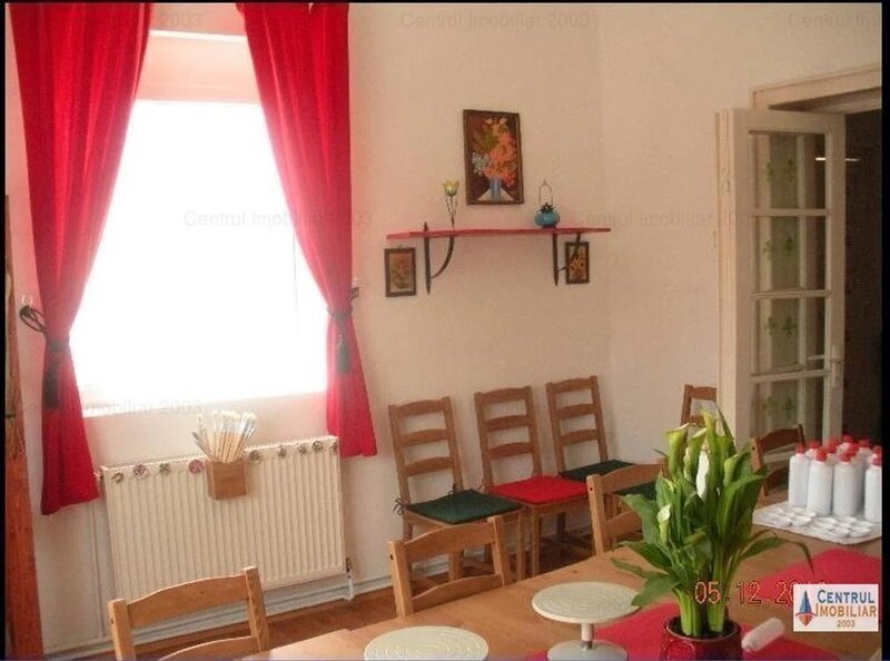 Dacia, Polona, parter in vila, nemobilat, curte comuna