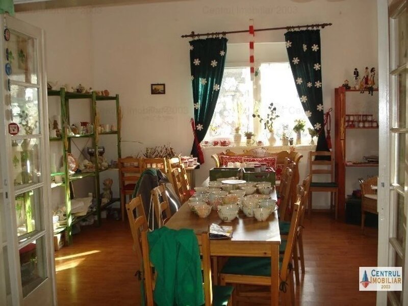 Dacia, Polona, parter in vila, nemobilat, curte comuna